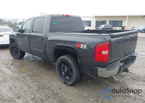 2011 Chevrolet Silverado 1500 Lt z USA, uszkodzony, nr VIN 3GCPKSE34BG233997